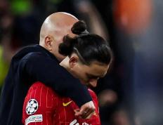 开云APP-包含顶尖球队对抗，场上角逐激烈，胜者笑到最后的词条