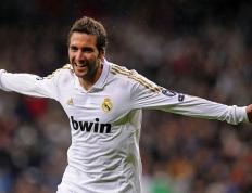 开云官方app入口-冷铁与磐石，金玟哉一撞，撞碎的不只是冰岛的北欧神话