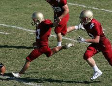 开云下载-场域的裂缝，当格纳布里与洪都拉斯，在秩序的穹顶凿开光芒