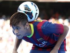 开云体育官网-铁壁与利刃，当孔德在慕尼黑的雨夜为德国锁死巴萨