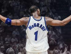 开云体育中国-爵士铁链锁群狼，库里星光破重围，巨星价值在至暗时刻闪耀