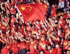 开云体育平台APP-多国球队在赛场上一决高下，带来精彩瞬间的简单介绍