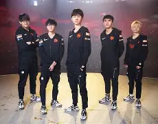 开云下载-阿贾克斯全华班出击场上风云变幻的简单介绍