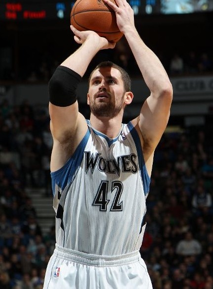 开云APP-首秀虎头蛇尾输给森林狼福特顿全国二十记