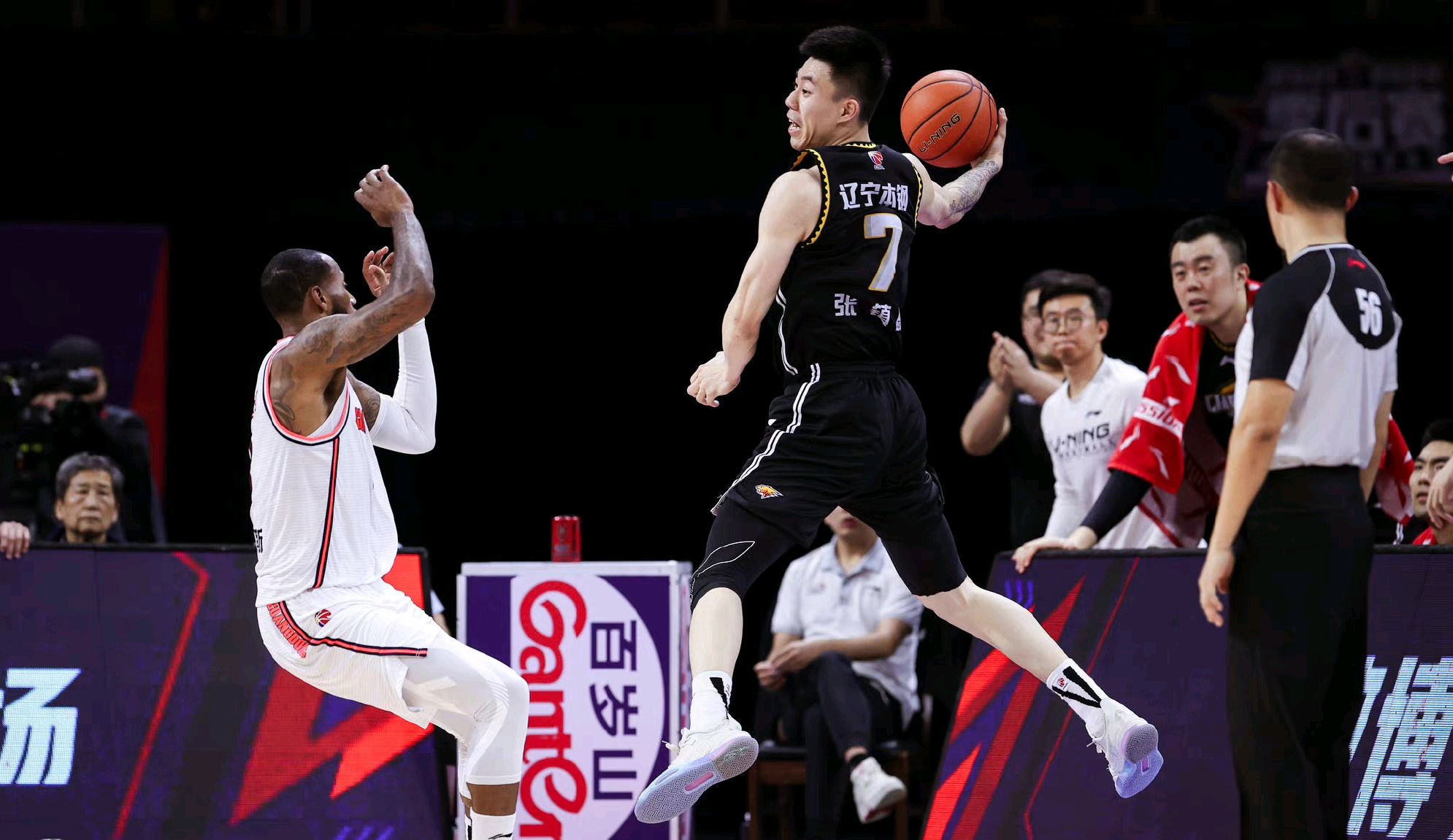 开云APP-广西队客场力挽狂澜，逆转取胜