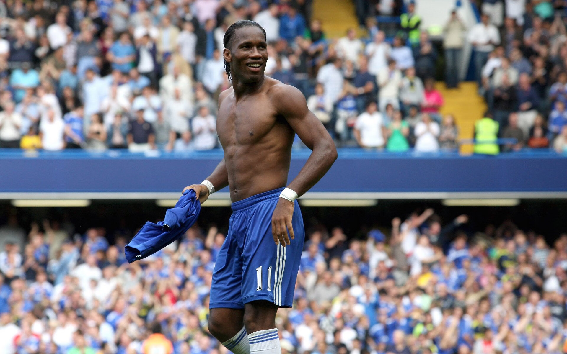 开云体育中国-风暴之眼，梅赛德斯绝地翻盘索伯，勒克莱尔于混沌中铸就无声统治